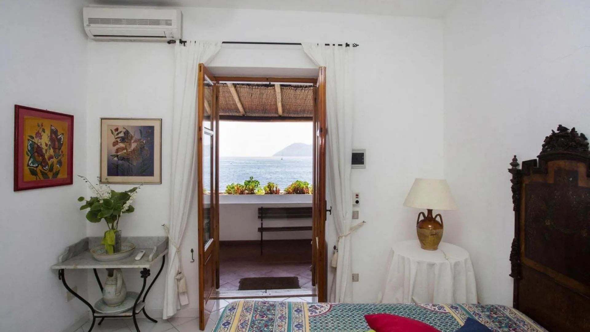 Apartment In Lipari Italy